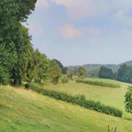 Casa vacanze In Ardennes With Scenic Terrace, Cleaning Included Heuem